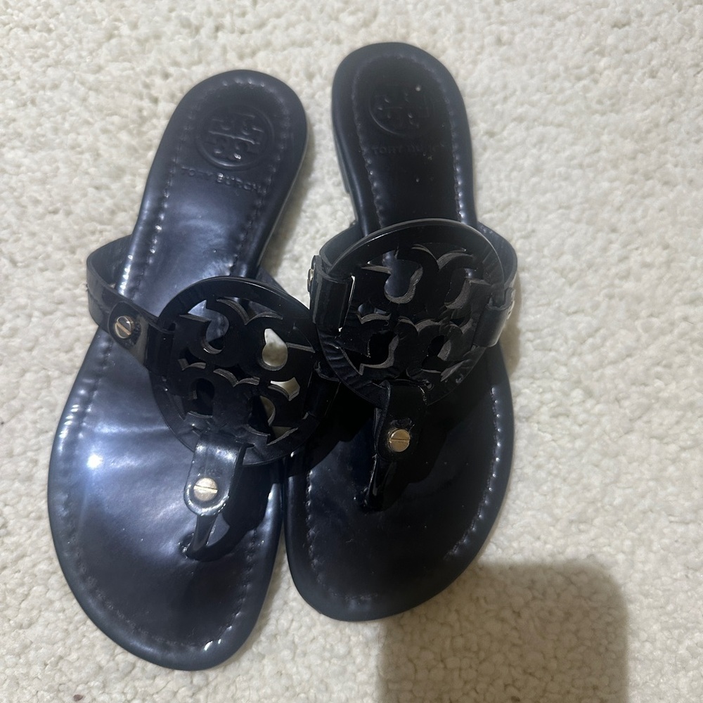 tory burch black sandals